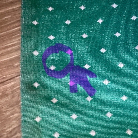 Fabletics Green and White Activewear Set - Picture 9 of 12